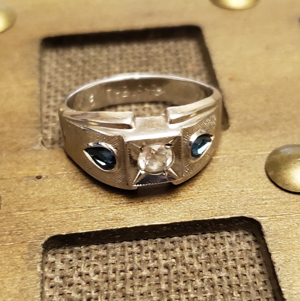 Mens silver ring size 10 and a half